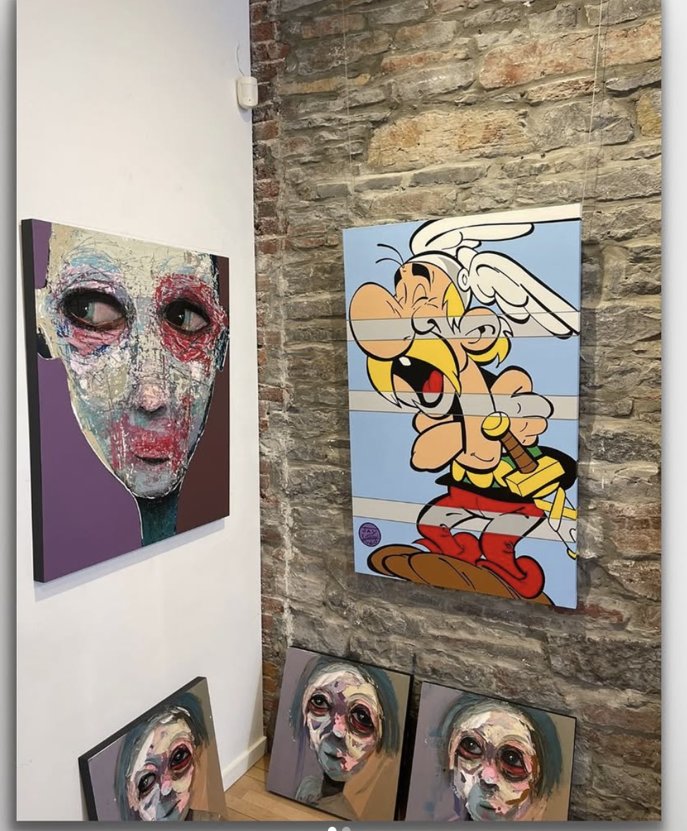 Happy Geeker Studio client 19 with their painting